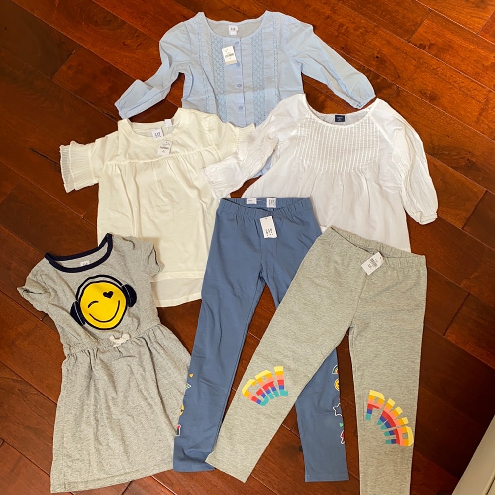 Mostly NWT. LOT of 6 Gap Kids girls outfits